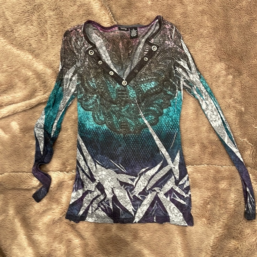Women’s fitted long sleeve multi colored shirt size medium